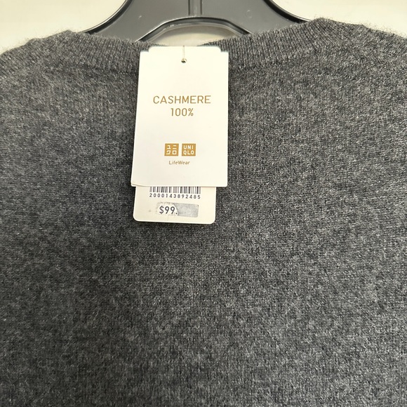 UNIGLO Cashmere Crew Neck Long-Sleeve Sweater unisex - Picture 5 of 7